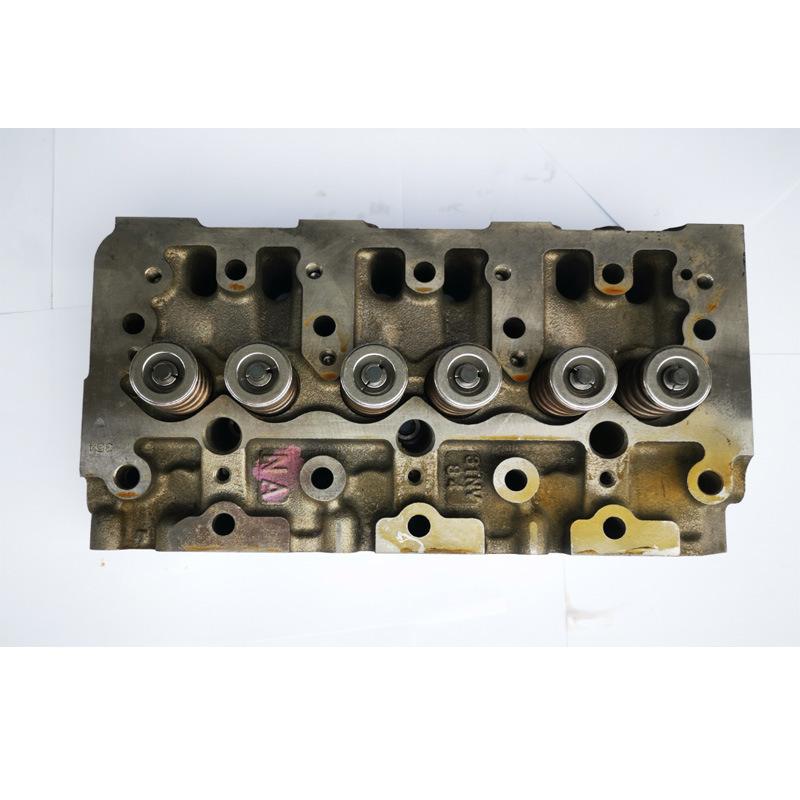 Construction Machinery Excavator 3D84-3 3TNV84 Cylinder Head Engine Repair Parts