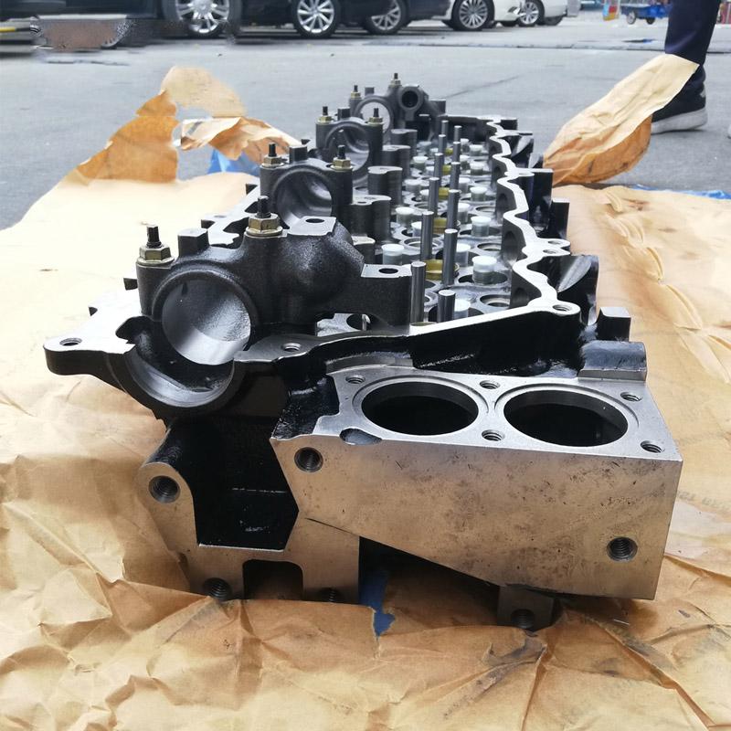 Excavator Diesel Engine Part 6HK1 Electric Injection Cylinder Head