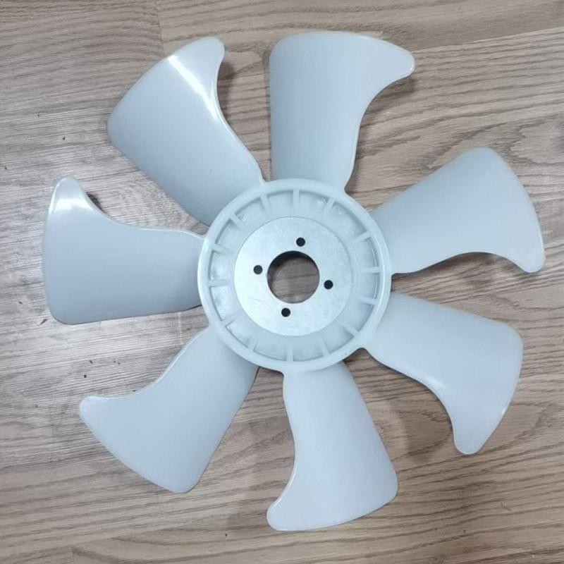 Excavator EX30 3KR1 3KR2 Diesel Engine Cooling Fan Blade 8970175620 897017-5620 8-97017562-0